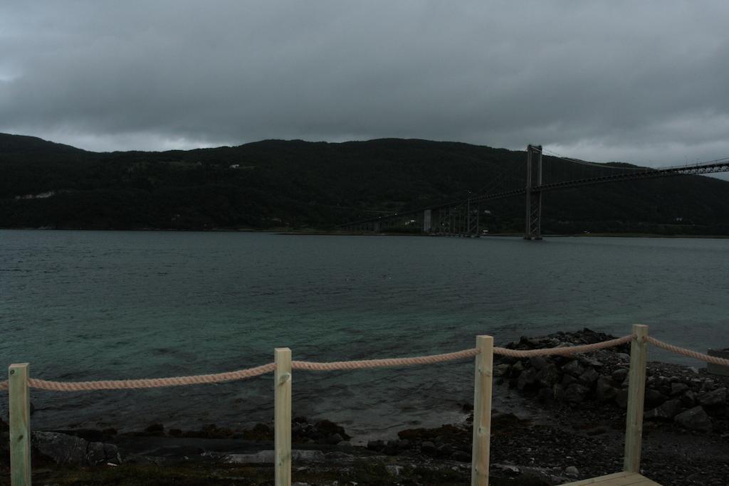 Tjeldsundbrua Maritim Villa Evenskjer Rom bilde
