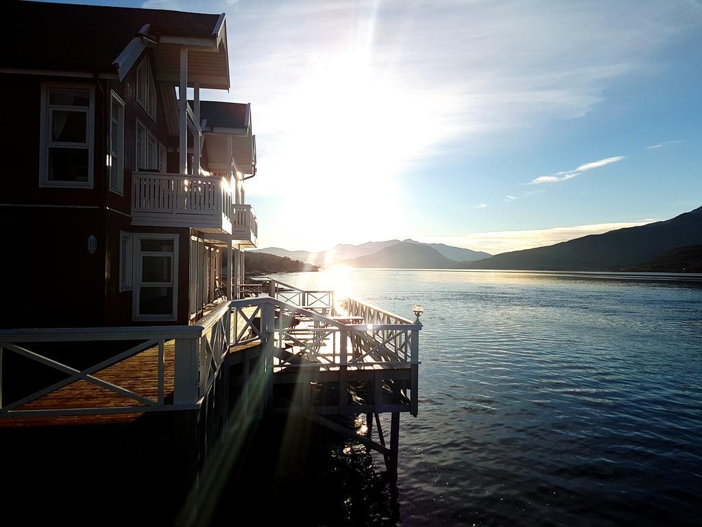 Tjeldsundbrua Maritim Villa Evenskjer Eksteriør bilde